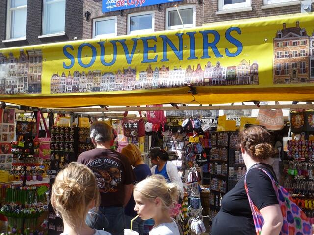 souvenirs - albert cuypmarkt - Amsterdam