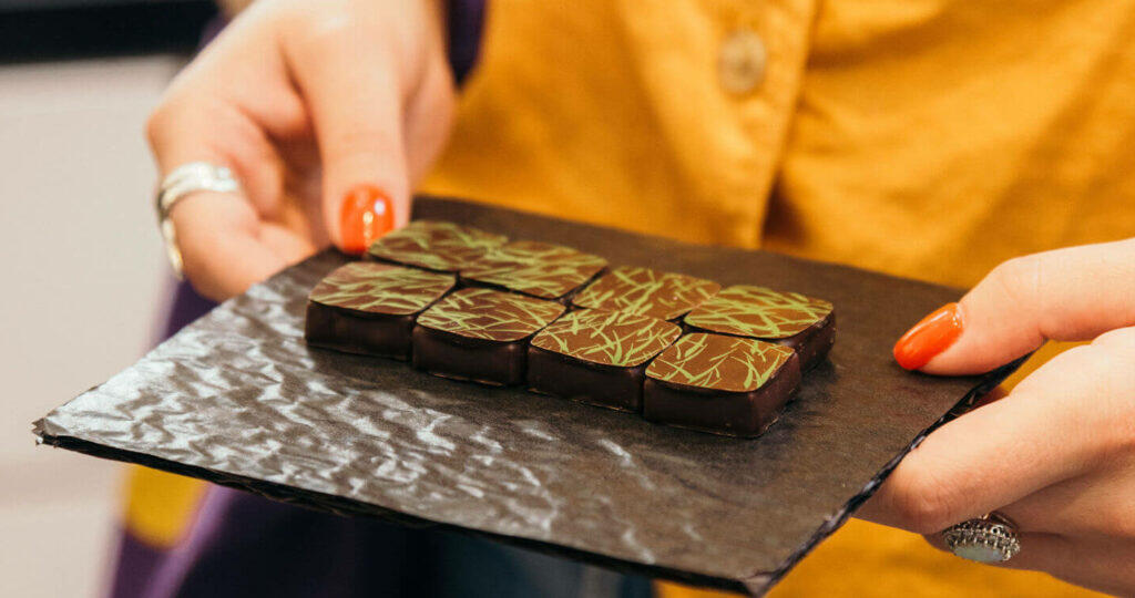 eating-paris-food-tour-chocolate-jacques-genin