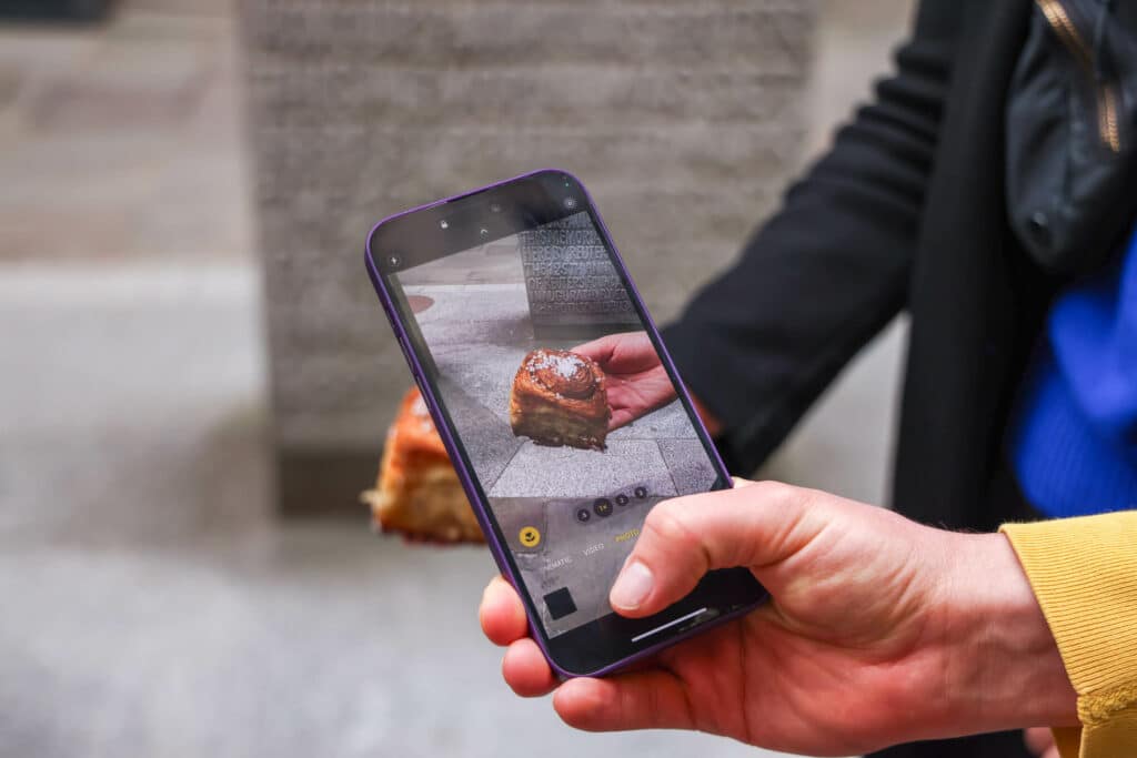 City-of-London-Food-Tour-buns-from-home-cardamom
