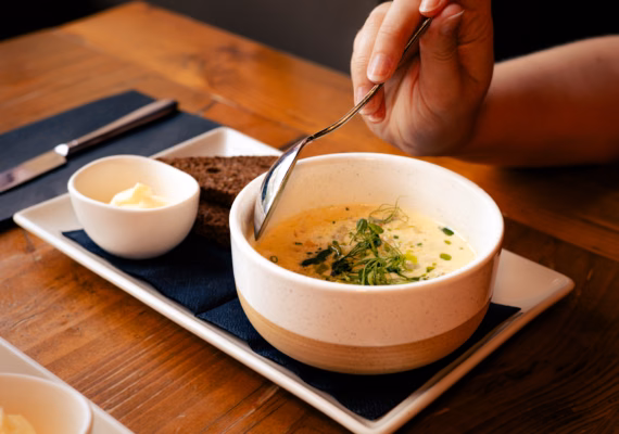 Private Eating Edinburgh: Old Town Food & Drinks Tour