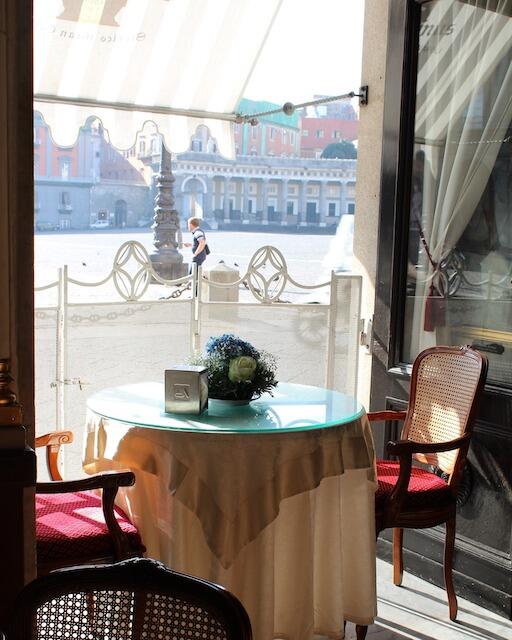 Gran_Caffè_Gambrinus_Naples
