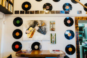 wall_art_in_Tasquinha_Canto_do_Fado_Lisbon