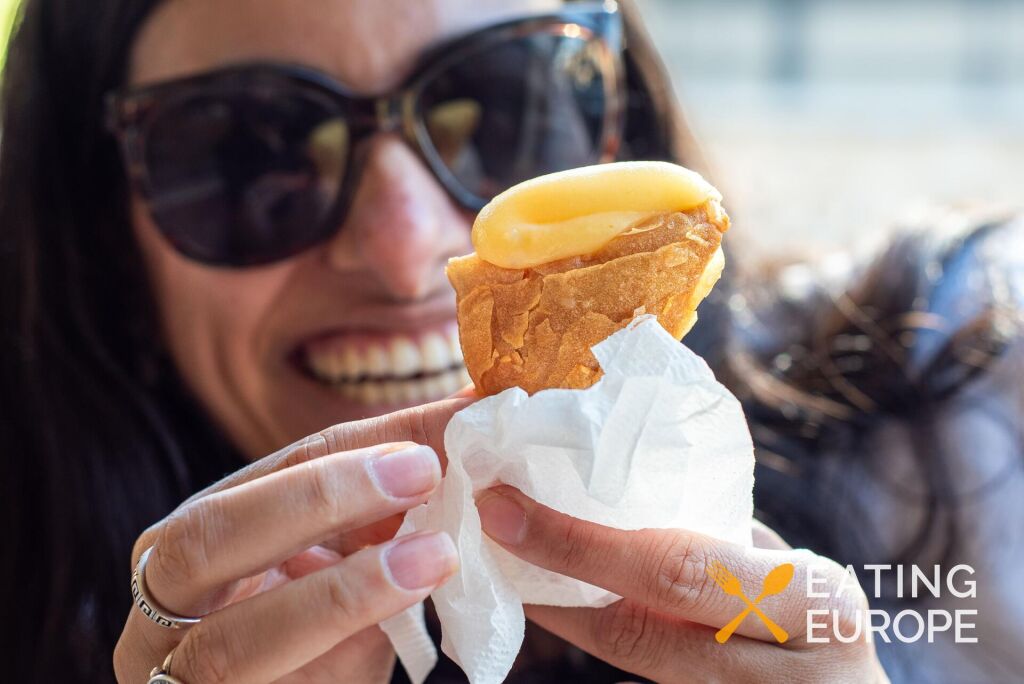Athens Morning Food & Drinks Tour A Bite from the Acropolis1
