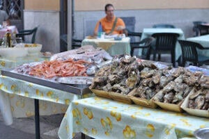 street_food_market_in_palermo