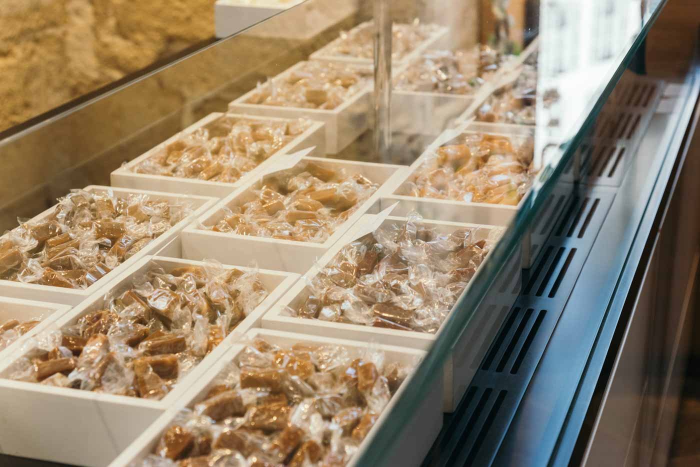 treats_at_Jacques_Genin_Paris