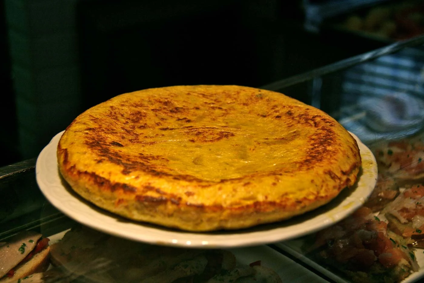 Large_tortilla_espanola_Seville