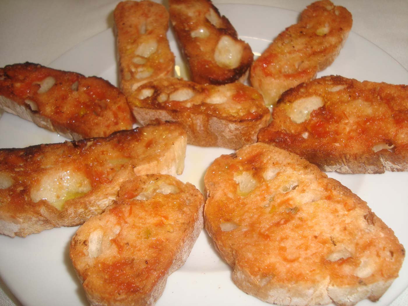 Tostada_con_tomate_y_aceite_San_Sebastian