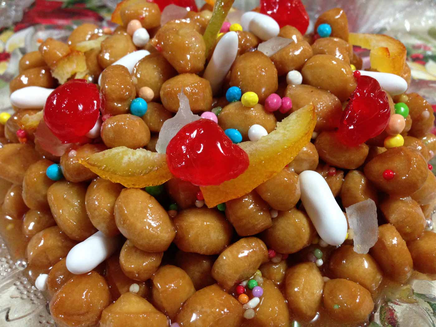 Struffoli_Naples
